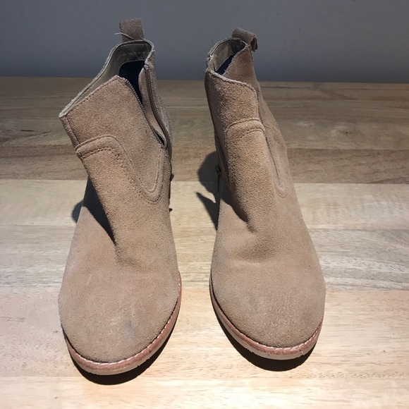 DV by Dolce Vita Shoes - DV Dolce Vita tan suede booties